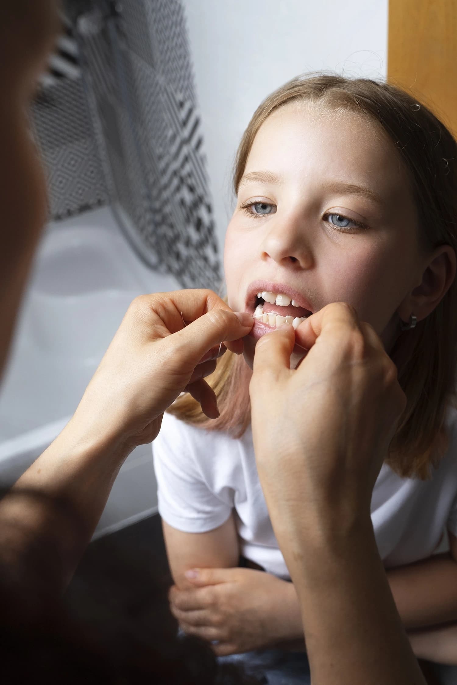 Consulta odontopediátrica na CC Clinic para cuidados de saúde oral em
crianças.