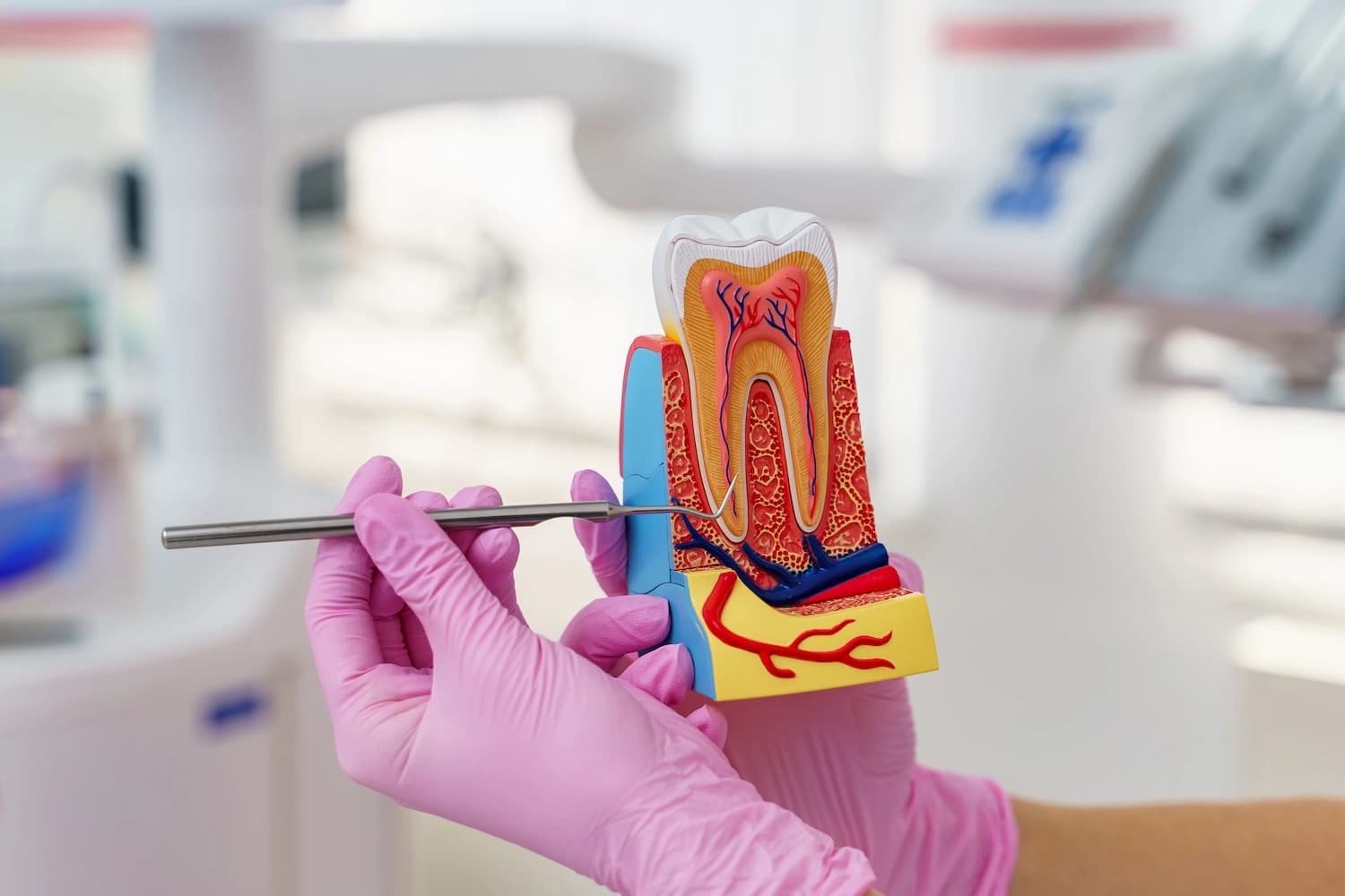 Consulta no dentista na CC Clinic, em Águeda, para prevenção de doenças orais.